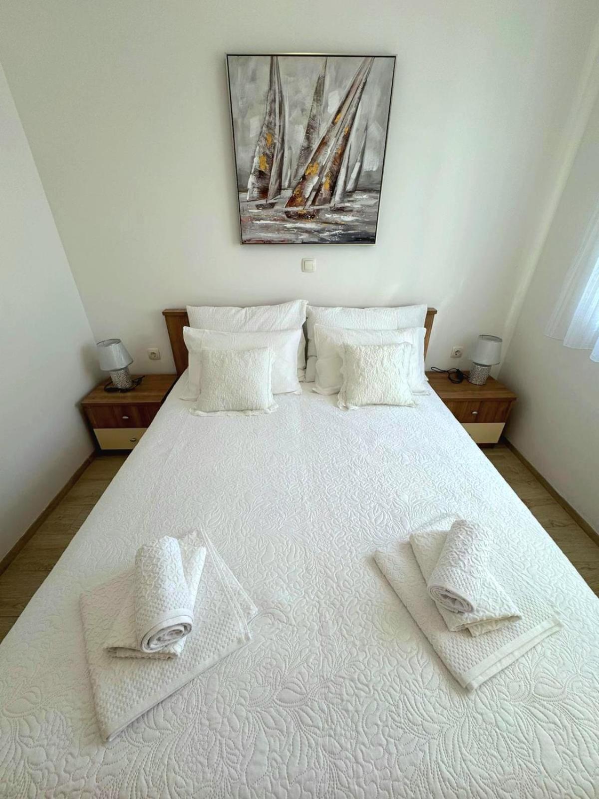 Apartment Misic Trogir Exteriör bild