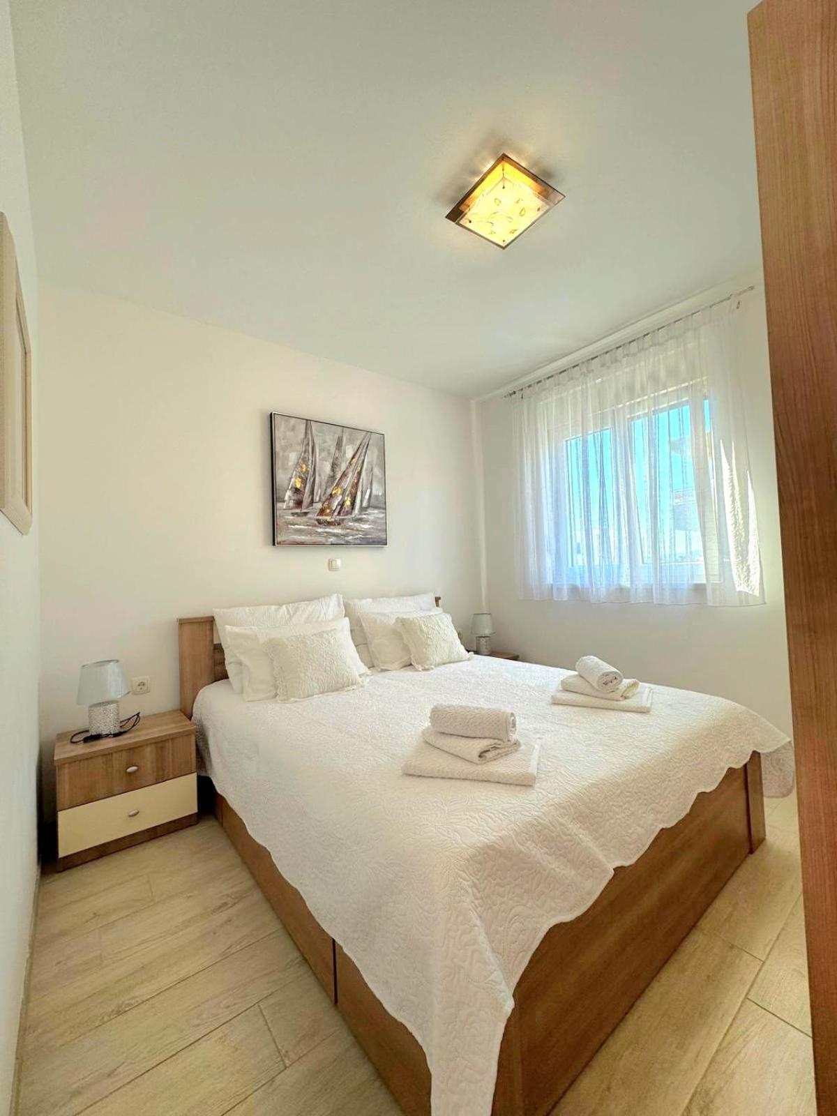 Apartment Misic Trogir Exteriör bild