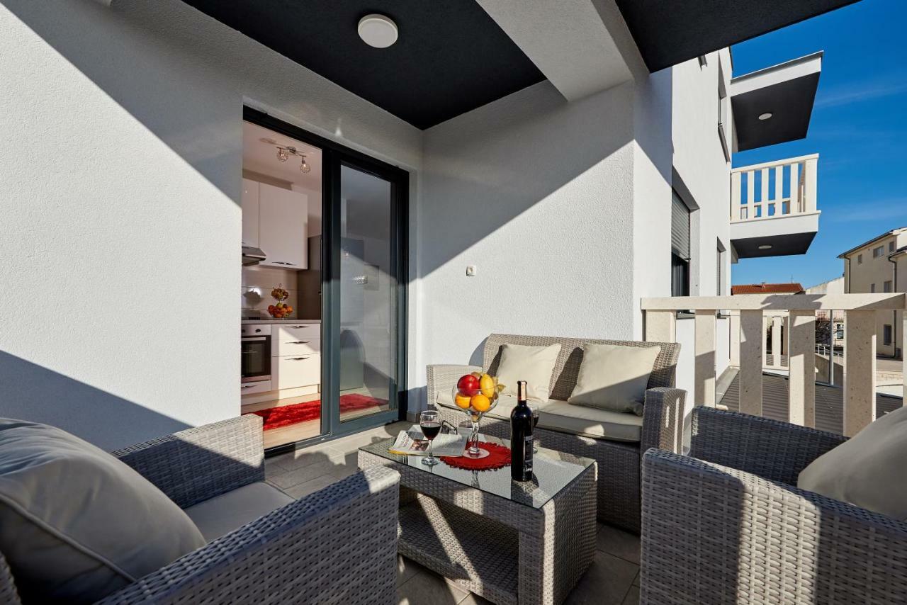 Apartment Misic Trogir Exteriör bild